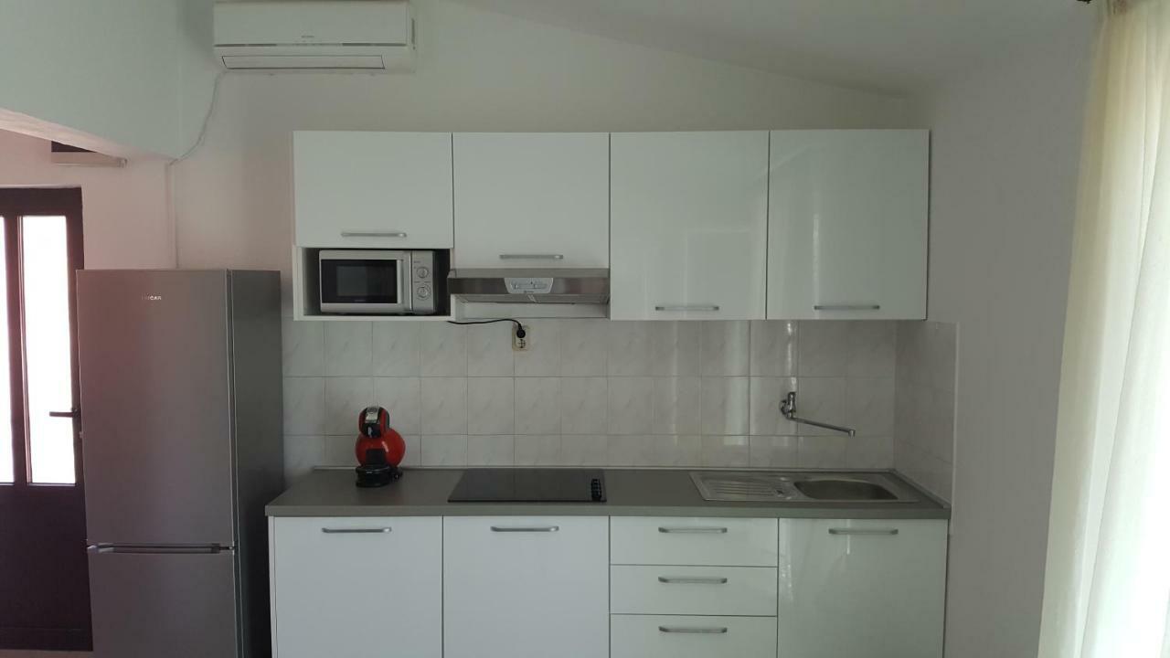 Apartment Joke Ražanj Eksteriør bilde